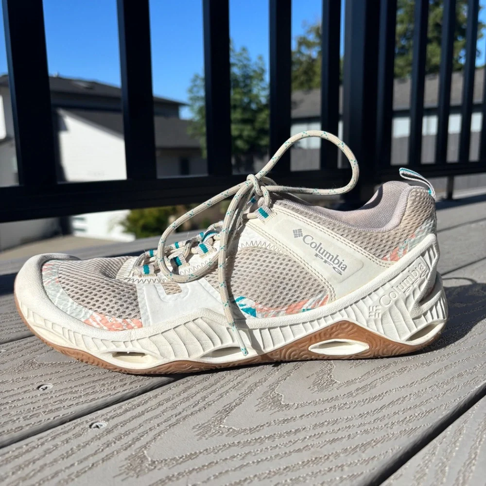 Columbia Women's Water Shoes Sneakers Size‎ 11 Beige Floral Aqua Outdoor